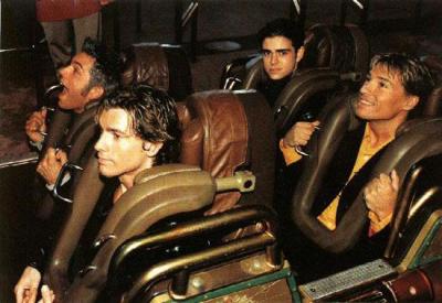 LES WA DS SPACE MOUNTAIN