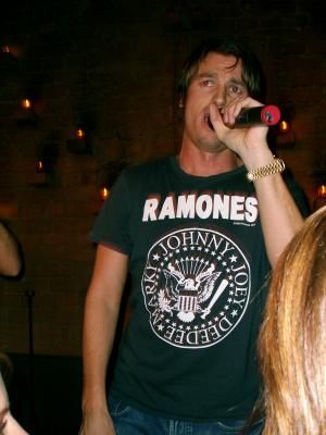 STEVE  KI CHANTE