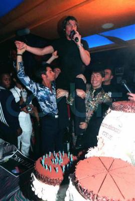 TJRS L'ANNIVERSAIRE A STEVE