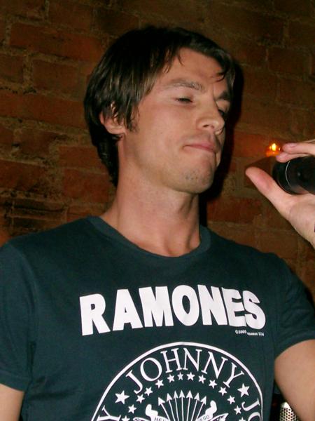 STEVE  KI CHANTE