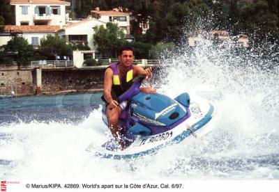 CAL E SONSCOOTER DE MER
