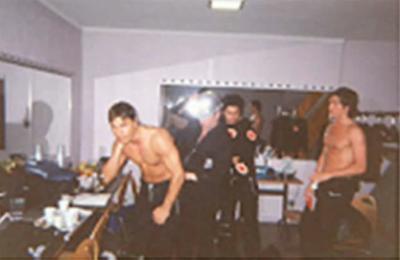 les worlds apart ds les loges